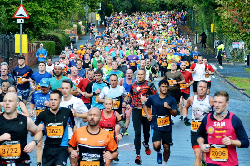 The runners come down Selly Park Road